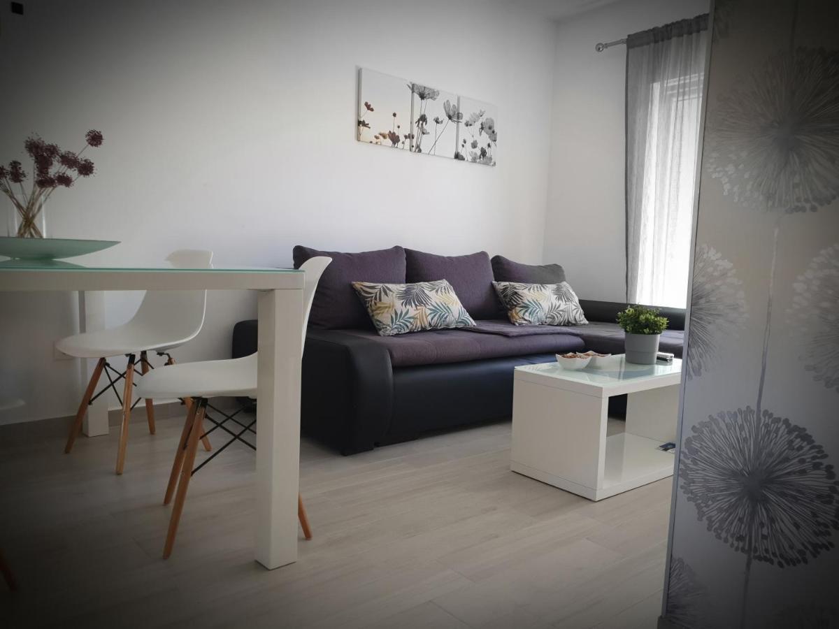 Apartment Tonka Šibenik Exteriör bild
