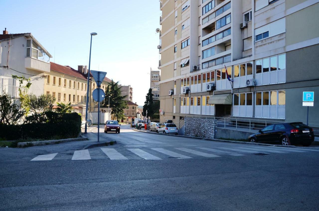 Apartment Tonka Šibenik Exteriör bild